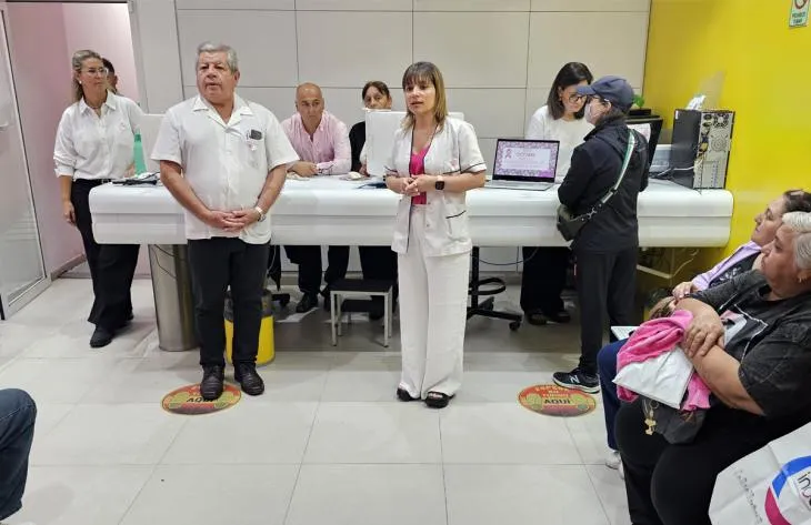 Charla informativa sobre cáncer de mama en los consultorios del IPSST en San Miguel de Tucumán