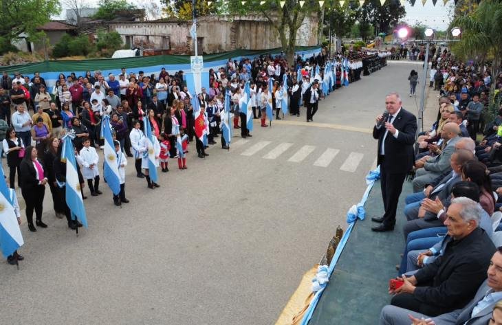 Gobernador Osvaldo Jaldo durante los actos por el 180° aniversario de Taco Ralo