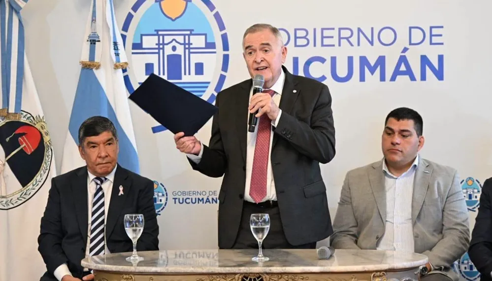 Osvaldo Jaldo en conferencia de prensa en la Casa de Gobierno