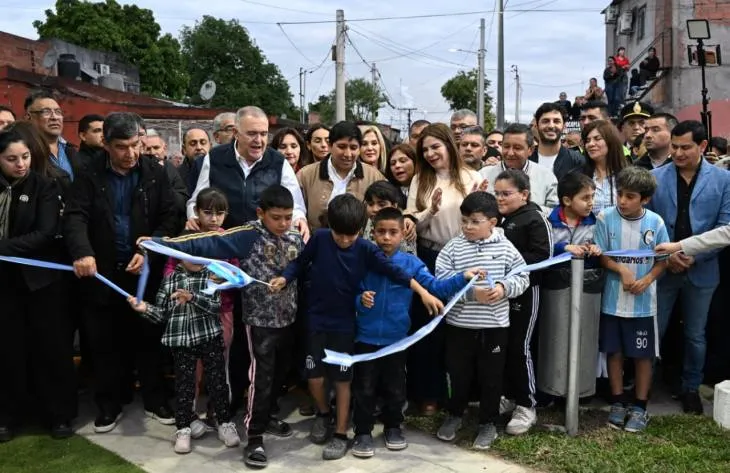 Inauguración de obras de urbanización y plaza en Banda del Río Salí
