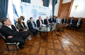 Gobernador Osvaldo Jaldo durante la presentación del Presupuesto 2027 de Tucumán