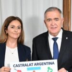 Gobernador Osvaldo Jaldo junto a Florencia Rocha en reunión por Tucumán Mascotas