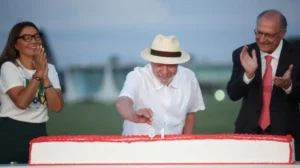 Luiz Inácio Lula da Silva durante su cumpleaños 81 en Brasilia