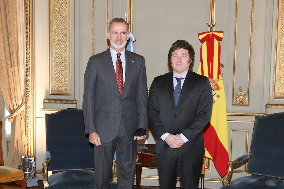 Javier Milei y el rey Felipe VI en un acto oficial