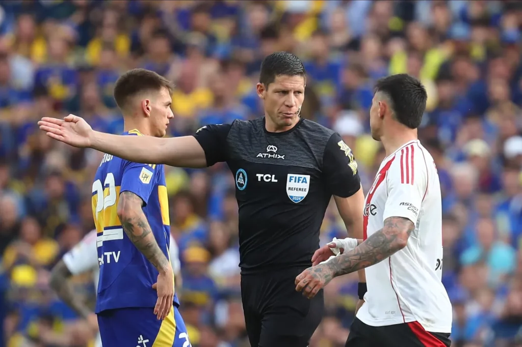 Nicolás Ramírez, árbitro del Superclásico entre Boca y River