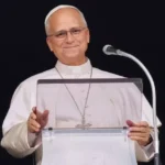 El papa León XIV durante un saludo desde el Vaticano