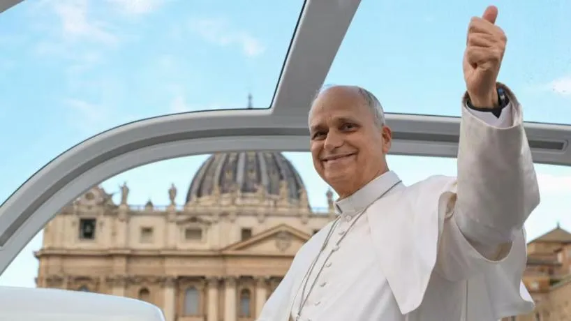 El Papa León XIV durante un anuncio en sus redes sociales