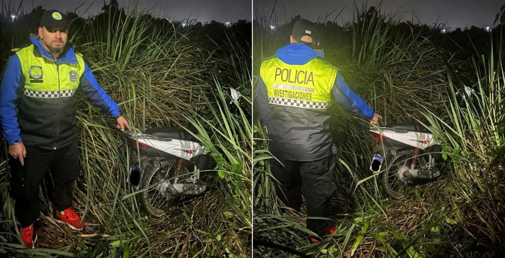 Motocicleta Honda Wave blanca recuperada por la Policía de Tucumán en Monteros