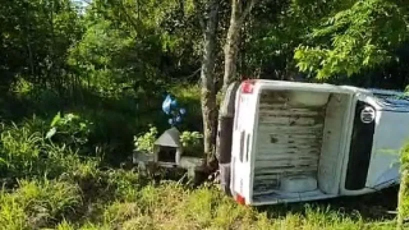 Choque y vuelco en la ruta provincial 308, en el sur de Tucumán