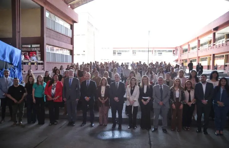 Autoridades durante la tercera jornada de capacitación del programa «Jueces en la Escuela» en Monteros