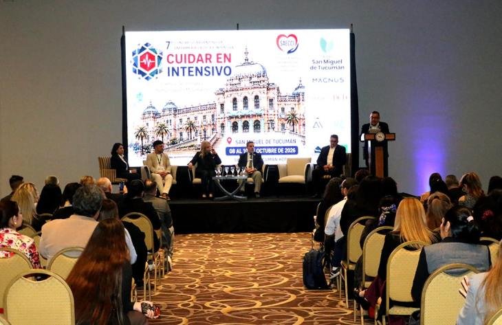 Profesionales de enfermería durante el 7° Congreso Argentino de Enfermería Crítica Intensiva en Tucumán
